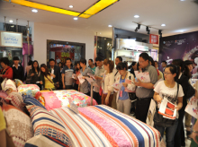 藍絲羽2012秋冬新品訂貨會圓滿落幕，家紡市場迎來新活力
